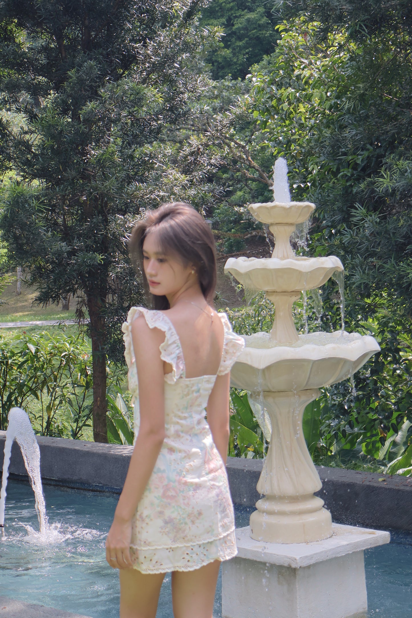 The Glamouring Dress