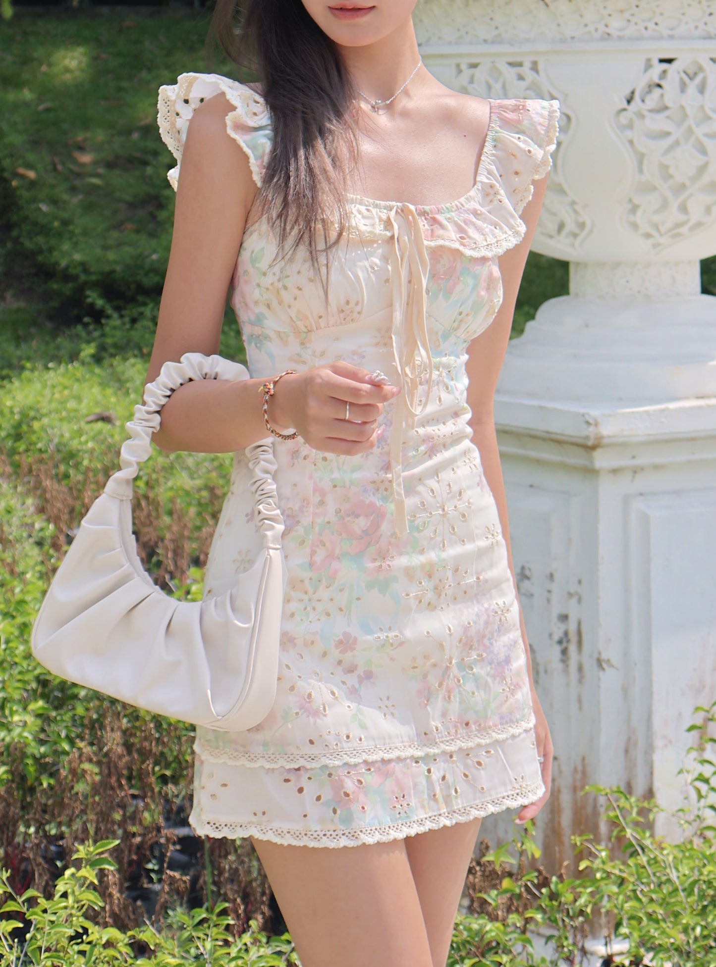 The Glamouring Dress