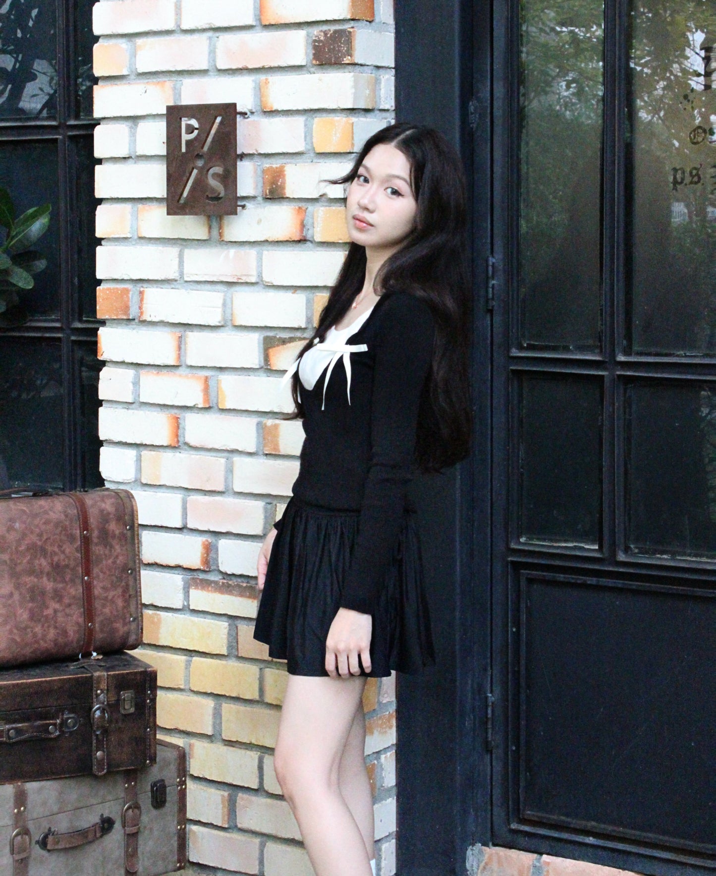 119.Midnight Bow Skirt