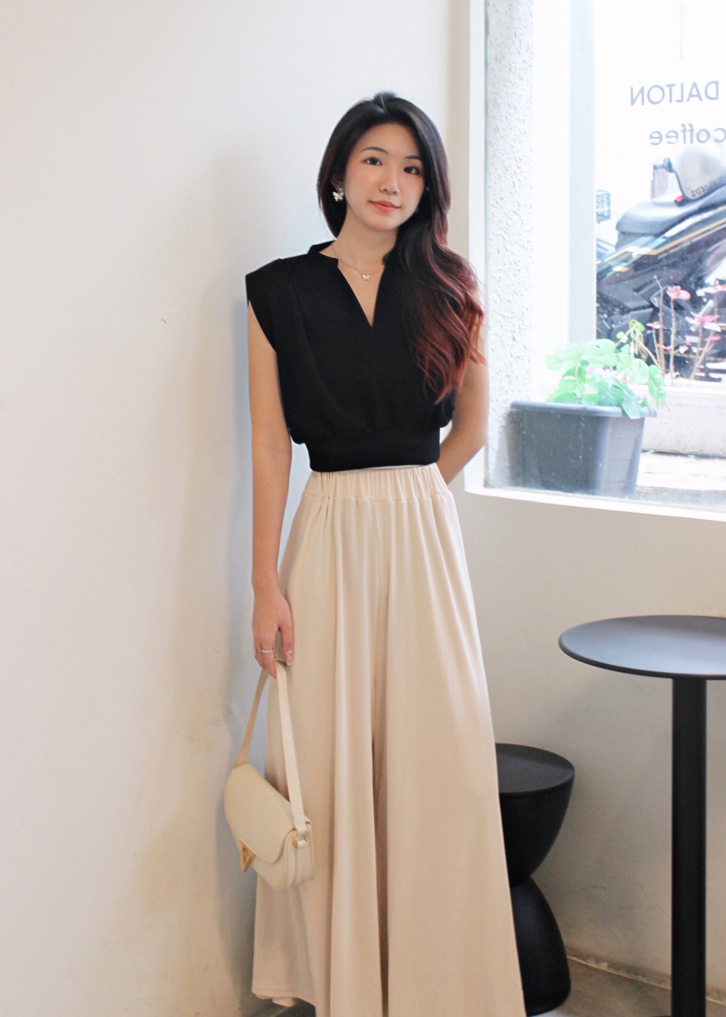 113. Beige Loose Pants